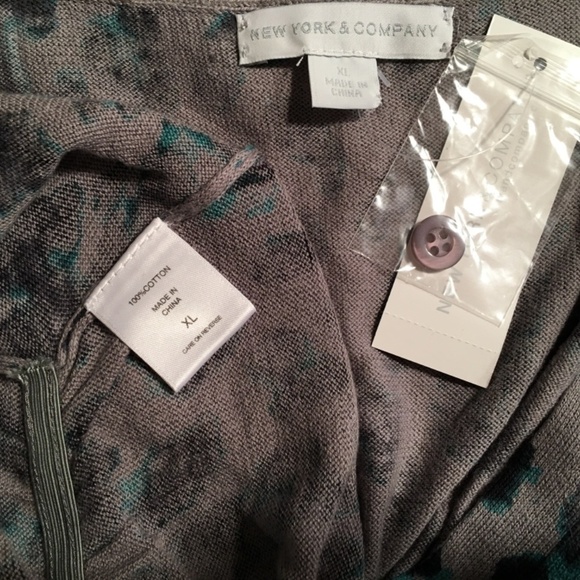 New York & Company NWT Spring Summer Cardigan, Turquoise/Black LEOPARD, XL - Picture 3 of 8